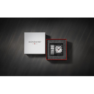 Mondaine Grand Cushion Chronograph (41mm) White Dial / Black Grape Leather Steel Mesh Set MSL.41410.LBV.SET